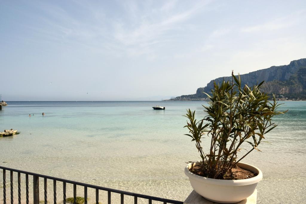 Palermo Mare Holidays Sferracavallo Esterno foto
